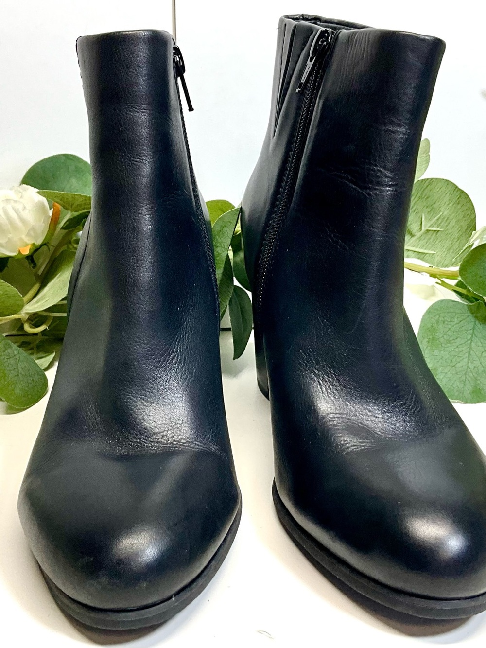 Vionic Black Leather Side-Zip Block Heel Ankle Boots - Picture 5 of 9